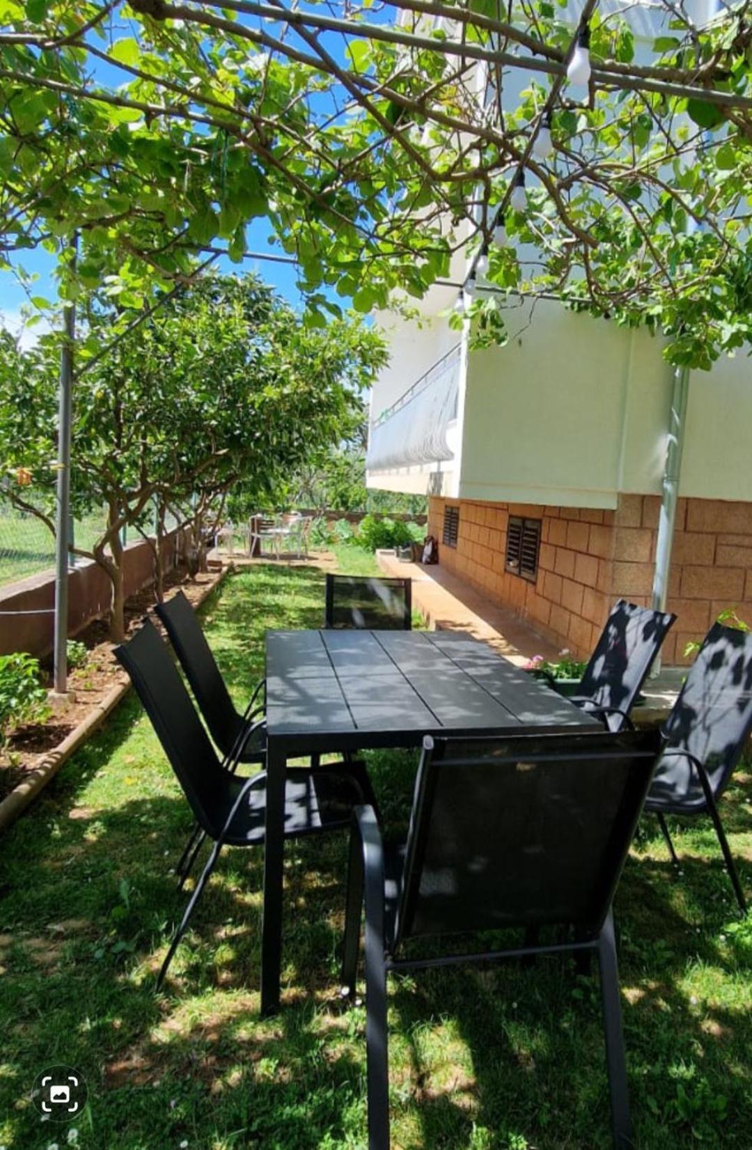 Apartmani Zinda Sukošan Esterno foto