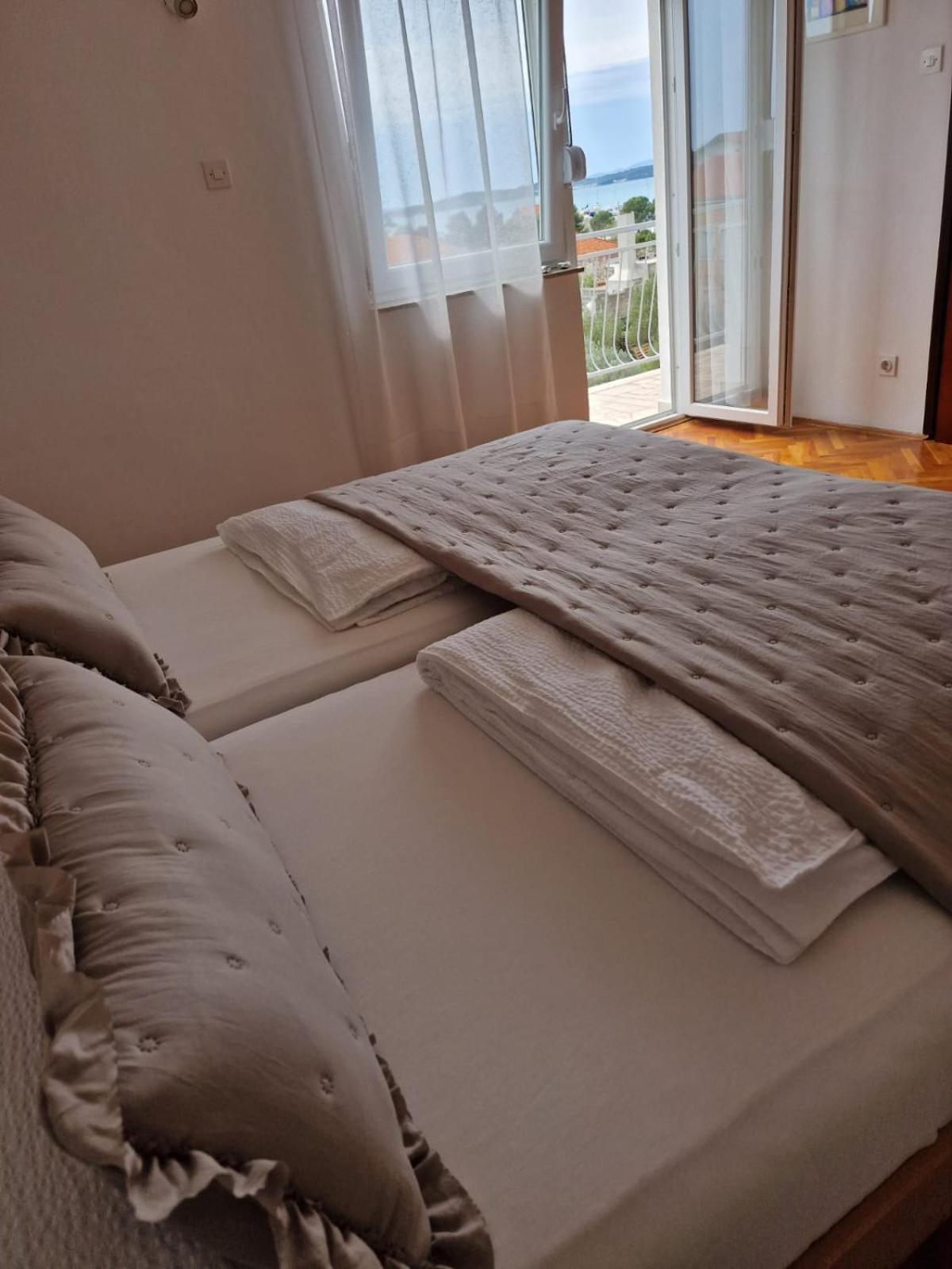 Apartmani Zinda Sukošan Esterno foto