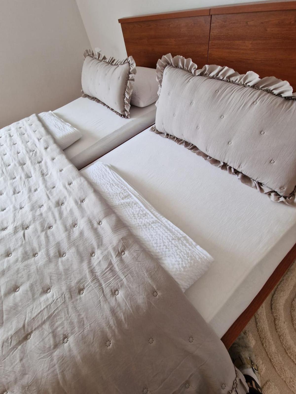 Apartmani Zinda Sukošan Esterno foto